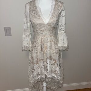 Selfie Leslie Floral Lace Long Sleeve Dress in white